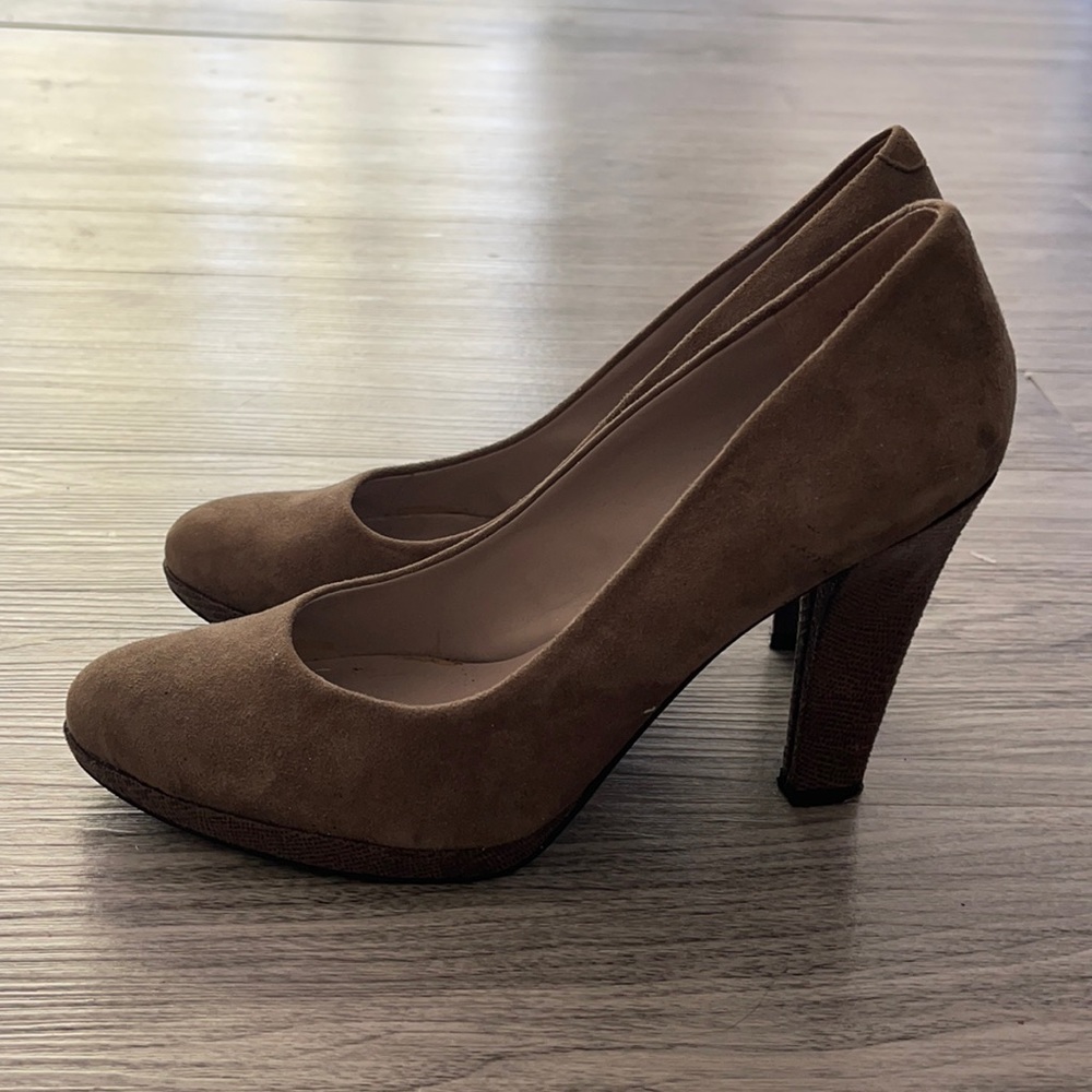 🔴Nine West taupe heels sz 6.5 EUC!🔴